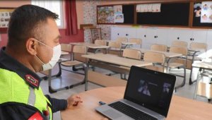 Jandarmadan çevrimiçi güvenli internet eğitimi