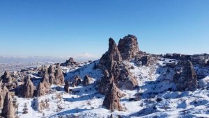 Kar altında bir masal diyarı; Kapadokya