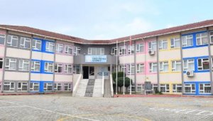 Kemer Belediyesi'nden okullara bakım