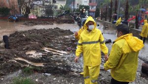 Kemer Belediyesi'nden sağanaktan etkilenenlere yardım