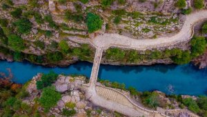 Köprülü Kanyon'da kış manzarası