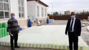 Pandemi döneminde okullar fabrikaya dönüştü