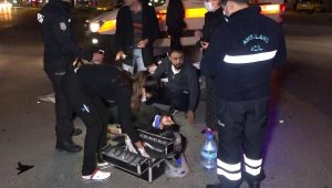 Yaralı sürücüye ilk müdahaleyi tesadüfen yoldan geçen ambulanstaki ekip yaptı
