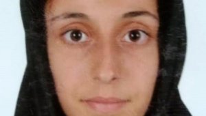 Ailesi uyurken evden çıkan Esra'dan 6 gündür haber alınamıyor