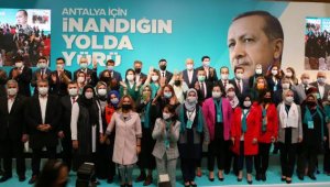 AK Parti'nin kadın üye sayısı hedefi 6 milyon
