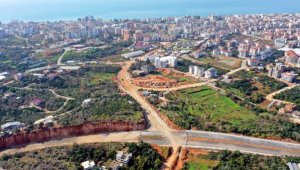 Alanya Belediyesi'nden yoğunluğu çözecek yola asfalt