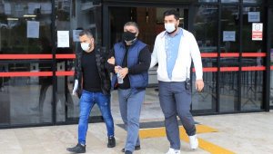 Alanya'da aranan 3 şüpheli yakalandı