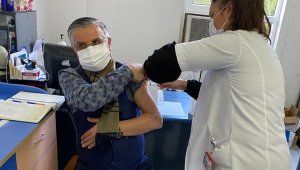 Başkan Topaloğlu, koronavirüs aşısı oldu