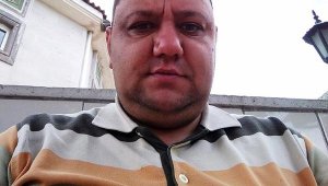 Eşini ve çocuklarını evden gönderip, 7'nci kattan ölüme atladı