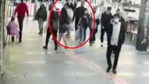 Eşinin yanında tacize uğradığı öne sürülen kadın: Bir el kalçamı sıktı
