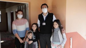 Evde çıkan yangına, kullandığı halk otobüsünü durduran şoför müdahale etti