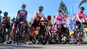 Grand Prix Yol Bisiklet Yarışları'nın Alanya etabı başladı
