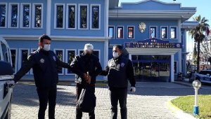 Heykelleri balyozla kıran şüpheli yakalandı