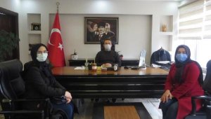 Kaymakam Çimşit'e turunç reçeli hediye ettiler