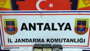 Kısıtlamaya uymayıp kumar oynayan 5 kişiye 36 bin lira ceza