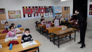 Köy okulları açıldı