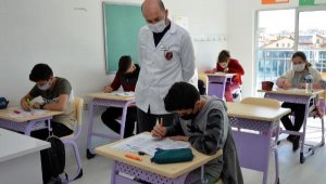 Manavgat Belediyesi etüt merkezi yüz yüze eğitime devam ediyor