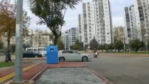 Motosikletlinin ölümden döndüğü kazanın görüntüsü ortaya çıktı
