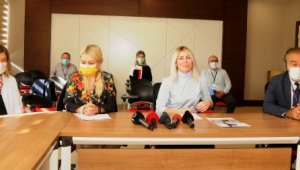 Rektör Özkan: Kanser tedavisinde fark yaratıyoruz