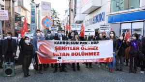 TGB'den, 13 şehit için saygı duruşu
