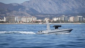 Türkiye'nin ilk silahlı insansız deniz aracı 'ULAQ' Mavi Vatan ile buluştu