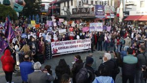 'Bir yılda 303 kadın öldürüldü, kimse bu rakamlara alışmasın'