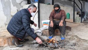 70 yaşındaki Fatma teyze 62 yıldır çobanlık yapıyor