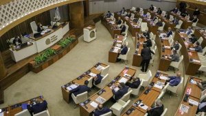AK Parti'den 'Böcek görevinin başına dönsün' çıkışı
