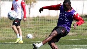 Antalyaspor, Kasımpaşa karşısında seriyi sürdürmek istiyor