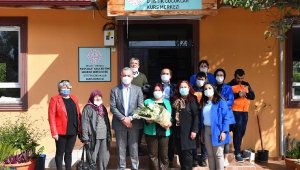 Başkan Esen, otizmli bireylerle buluştu