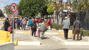 Büyük operasyonun şüphelileri içeride, yakınları dışarıda yoğunluk oluşturdu