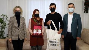 Elmalı Belediyesi'nden 'Bir yastıkta bir ömür' projesi