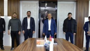 Esnaf raporu Başkan Uysal'a sunuldu
