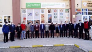 Finike'de, Özgecan Aslan Gençlik Merkezi Ofisi açıldı