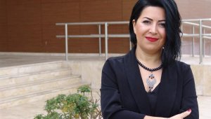 İletişim uzmanından 'dijital obezite' uyarısı