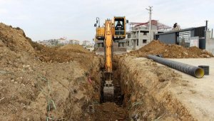 Manavgat'ta yeni imar bölgelerine kanalizasyon