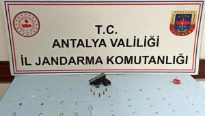Muratpaşa'da jandarmadan uyuşturucu operasyonu