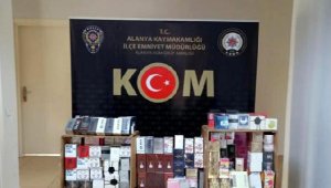 Alanya'da kaçak parfüm operasyonu