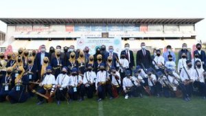 Gençlerimizi tarihimizle özdeşleşen sporlara yönlendirelim
