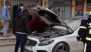 Lüks araç yanmaktan kurtarıldı