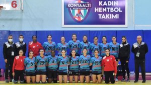Mavi Kelebekler, yarı finale yükselmek istiyor