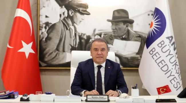 Başkan Böcek'ten Anneler Günü mesajı