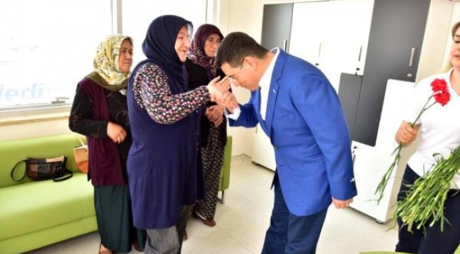 Başkan Tütüncü'den Anneler Günü mesajı