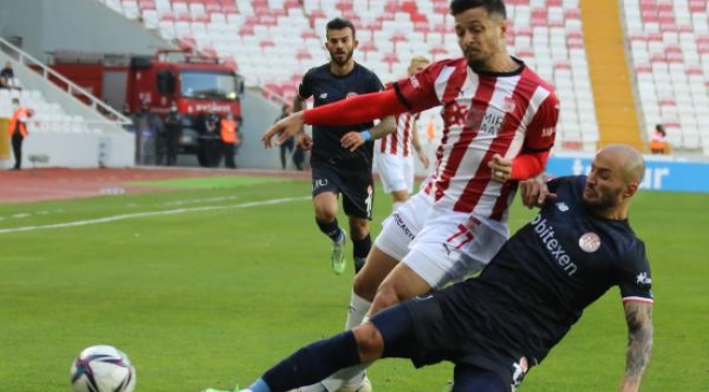 Demir Grup Sivasspor - Fraport TAV Antalyaspor: 2-2