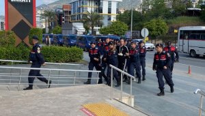 Alanya'da uyuşturucu operasyonunda 7 tutuklama