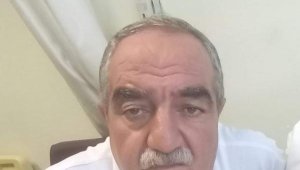 Bebekken kendisini evlatlık veren babasını başına mermer vurarak öldürdü
