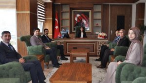 Finike'de kurumları çocuklar yönetti