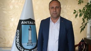 Otobüs altında kalan patenli çocuğun cenazesi, babası tarafından alındı