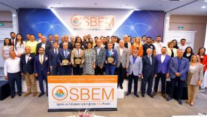 Antalya OSB'den Türkiye'ye örnek eğitim-istihdam projesi