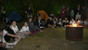 Başkan Uysal, izcilerle kamp ateşi etrafında buluştu